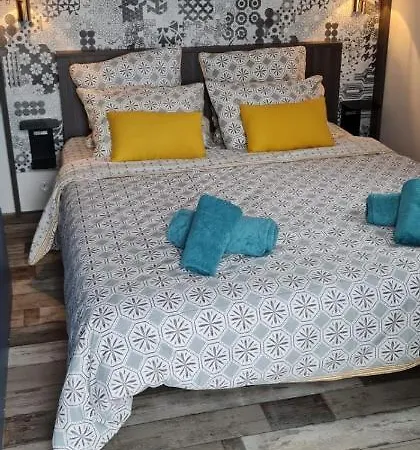 Campsite Mobil-Home De Luxe Vue Mer Saint Raphael Saint-Raphael (Var)